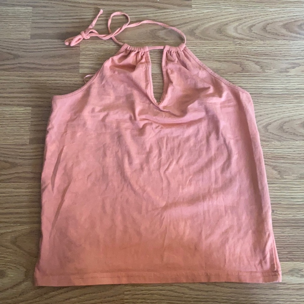 Me to we salmon halter top in size M